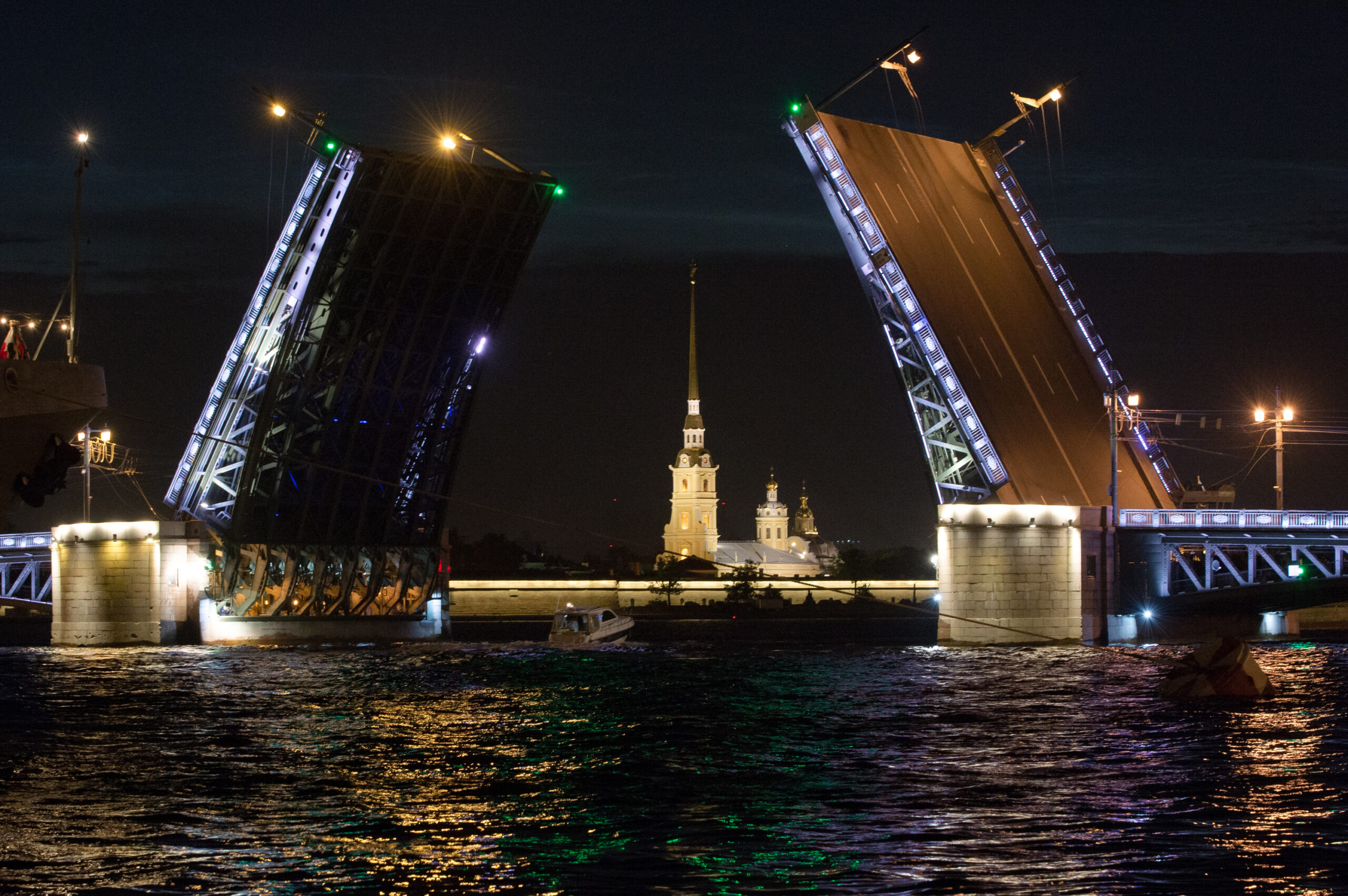 Когда перестают разводить мосты в санкт петербурге