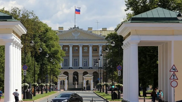 Смольный опубликовал список товаров для импортозамещения в Петербурге