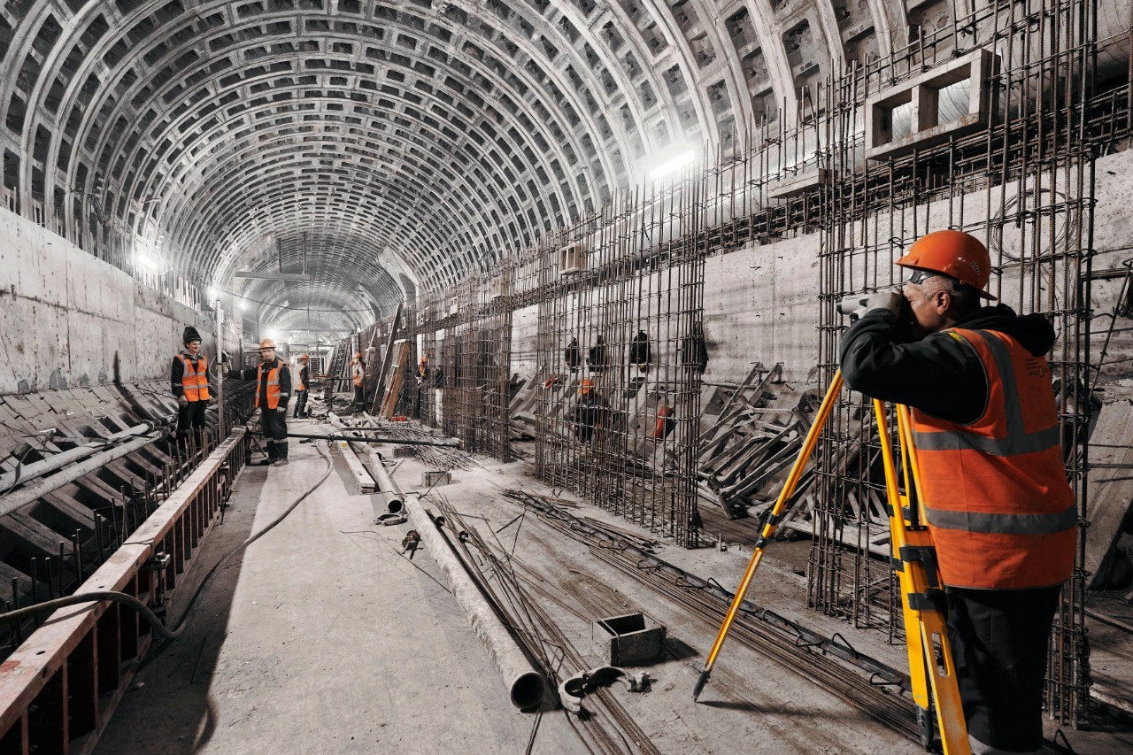 строительство метро в москве