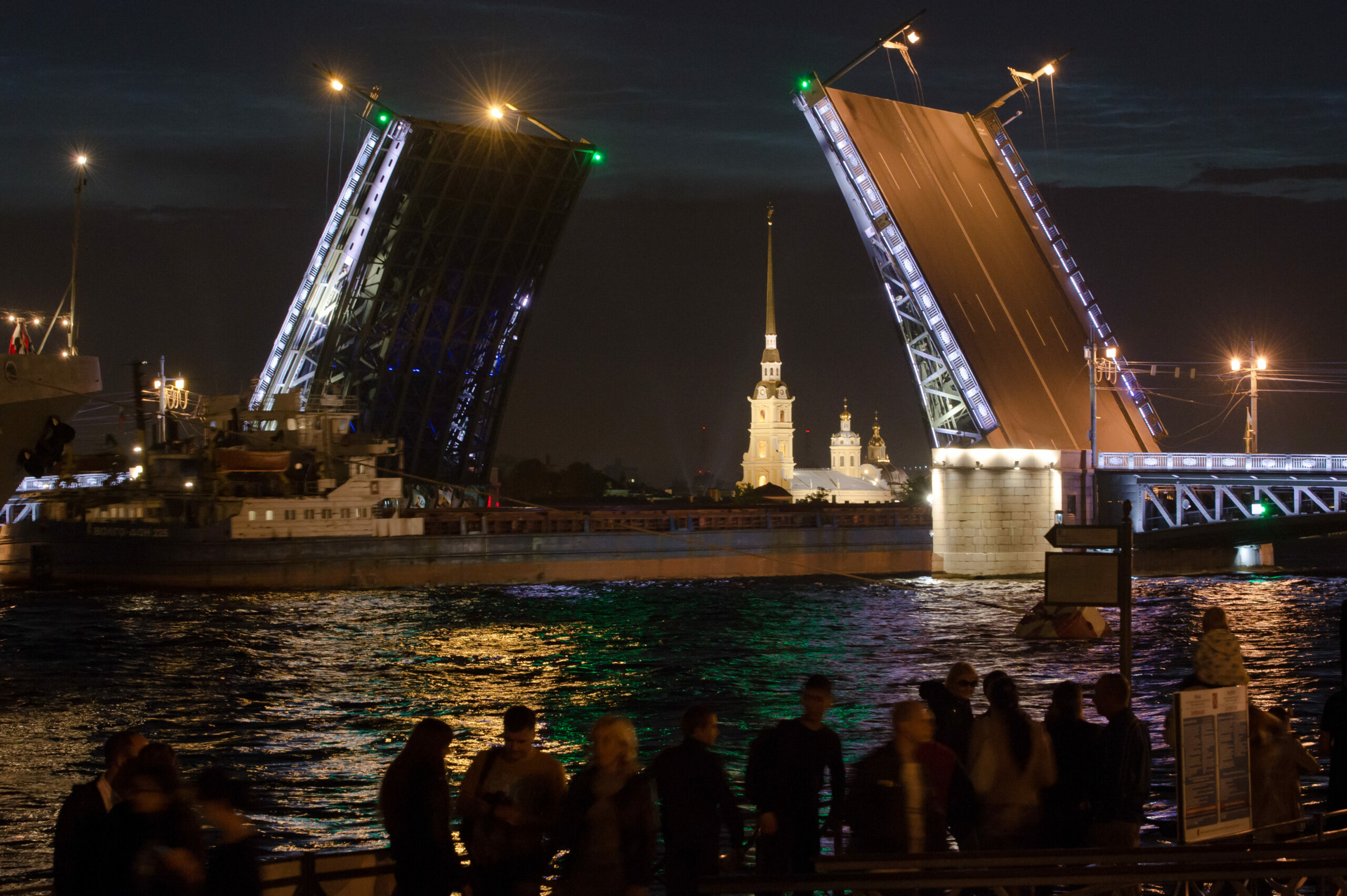 Кишлак разводные спб. Мосты Санкт-Петербурга Дворцовый мост. Благовещенский мост разводка.